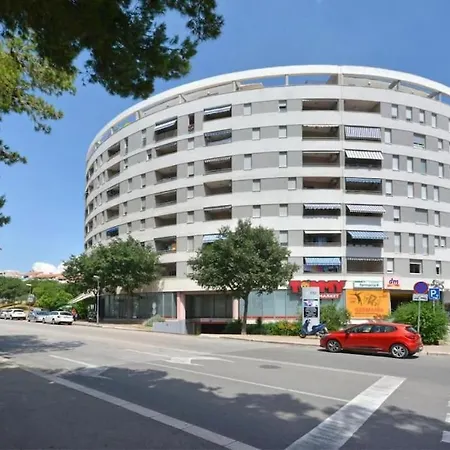 Faith Apartment *